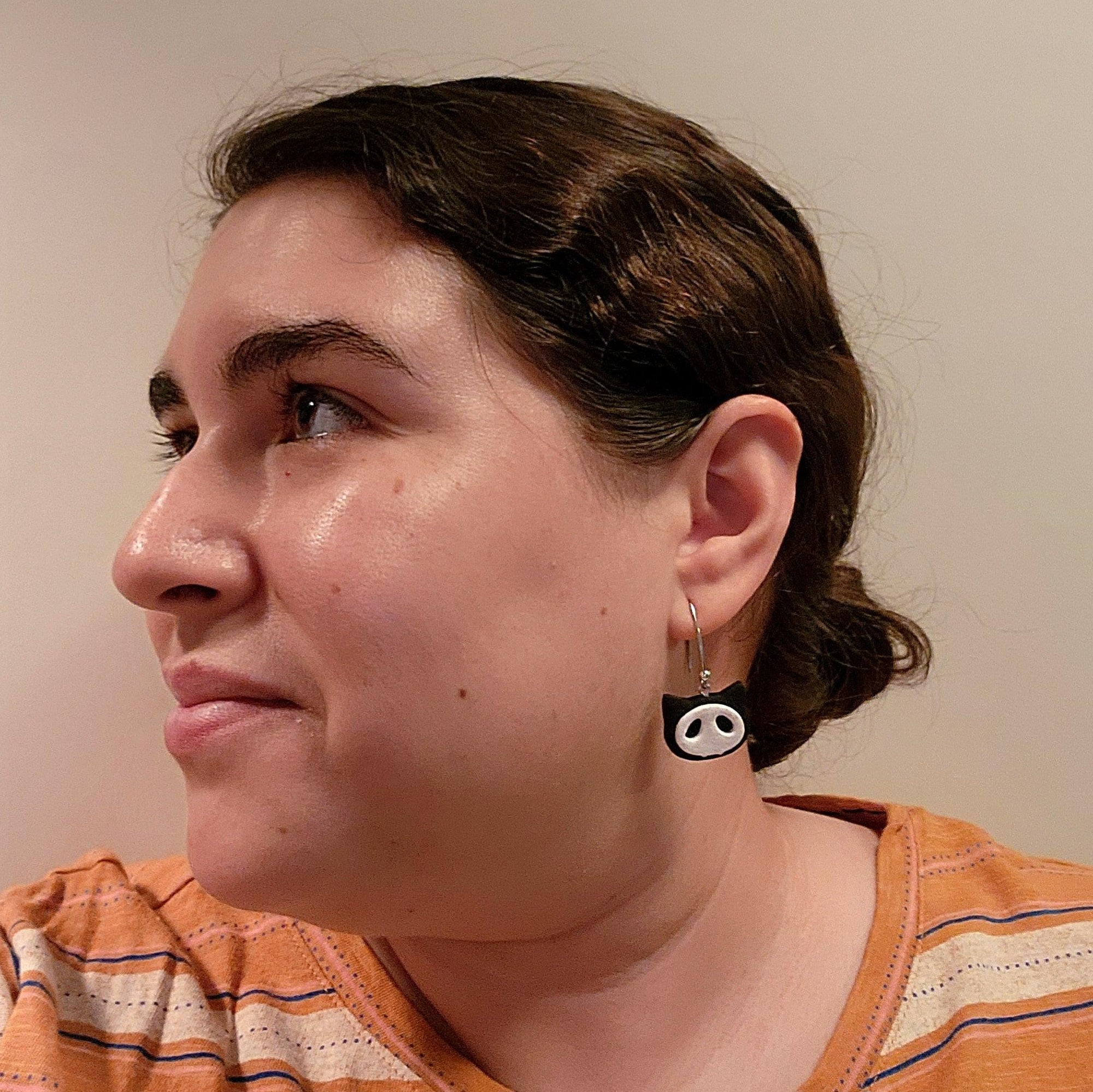 black skull kitties Dangle Earrings