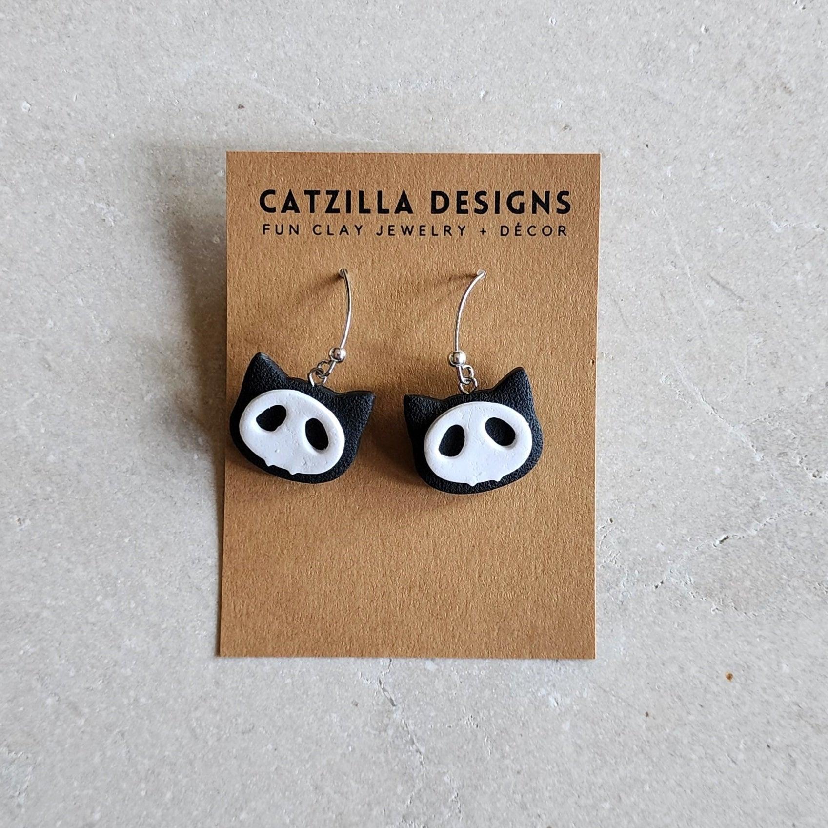 black skull kitties Dangle Earrings