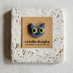 gray cat magnet: yellow Magnets & Pins