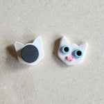 white cat magnet: blue Magnets & Pins